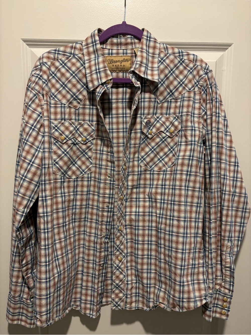 Wrangler Men's Casual Plaid Button-Down Shirt in Brown and Blue